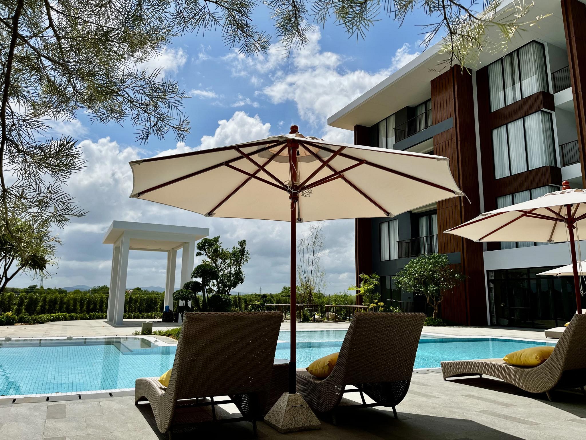 Whale Retreat Destination