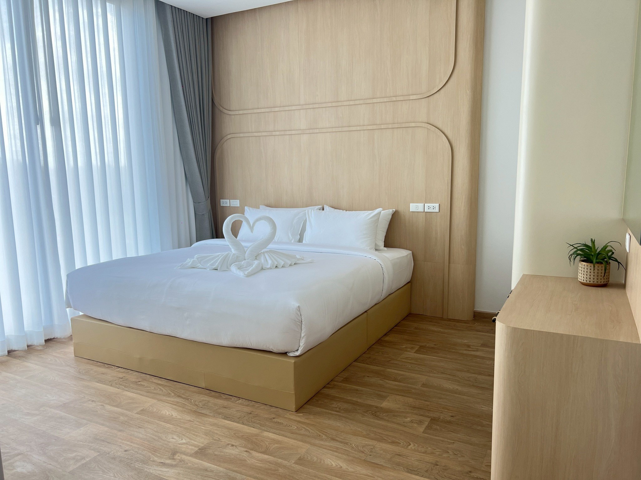 Whale Retreat Destination