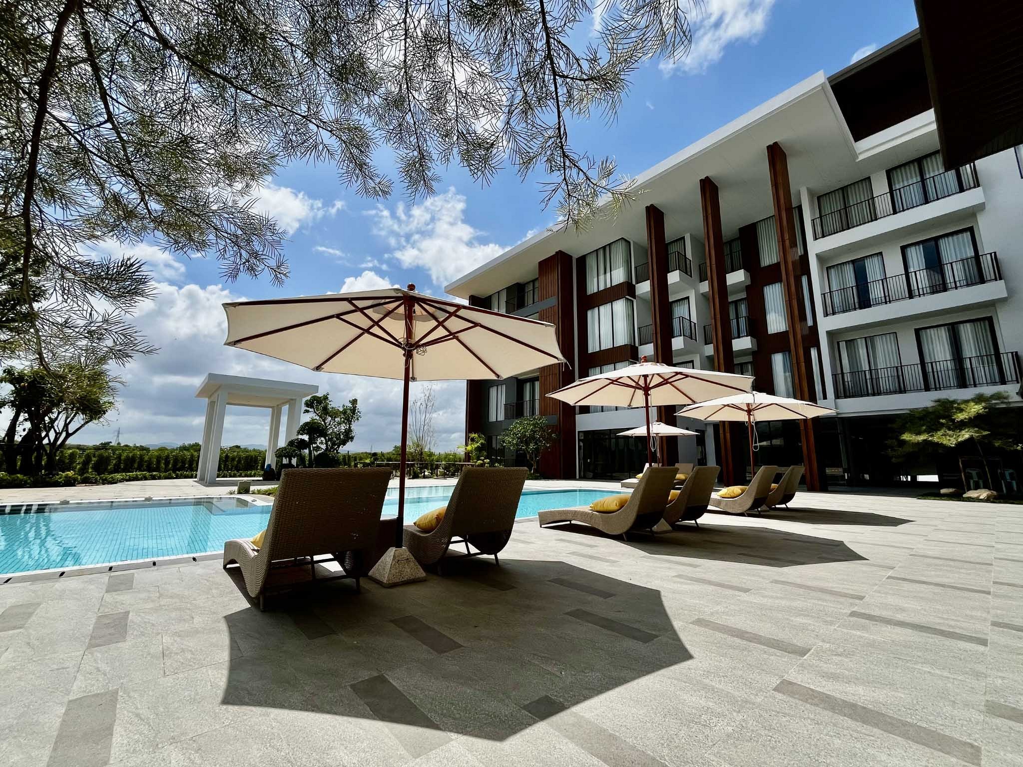 Whale Retreat Destination